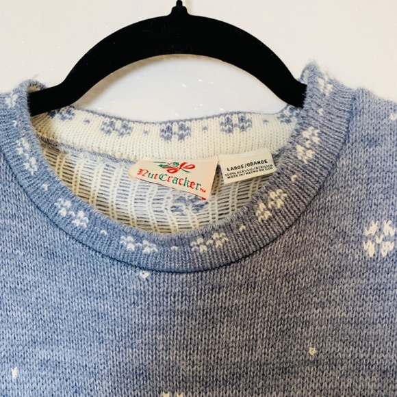 Vintage Christmas Sweater Large Blue Cottage Theme Sleigh Ride Horse Cabin USA - Picture 2 of 14